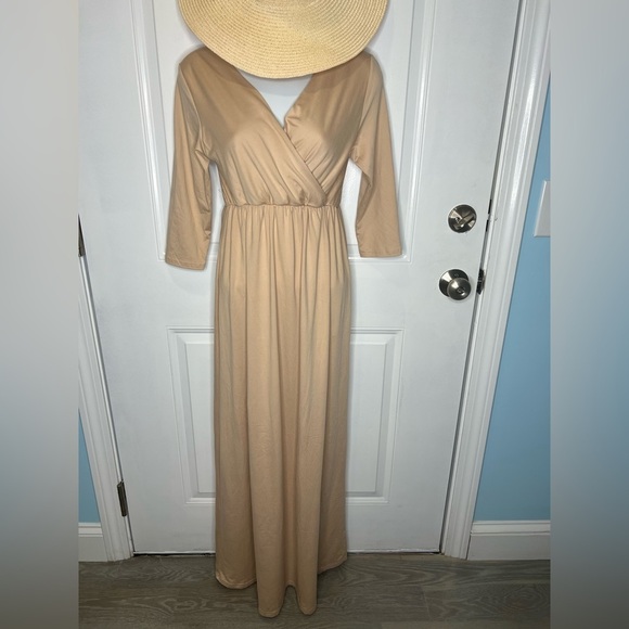 Elegant Beige Maxi Dress – Size S – NWOT - Picture 5 of 5